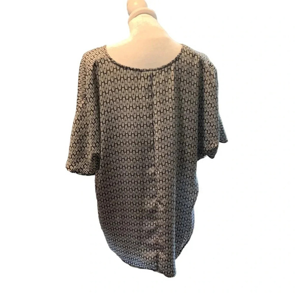 Worthington women's black and white blouse size 1X - Picture 3 of 5